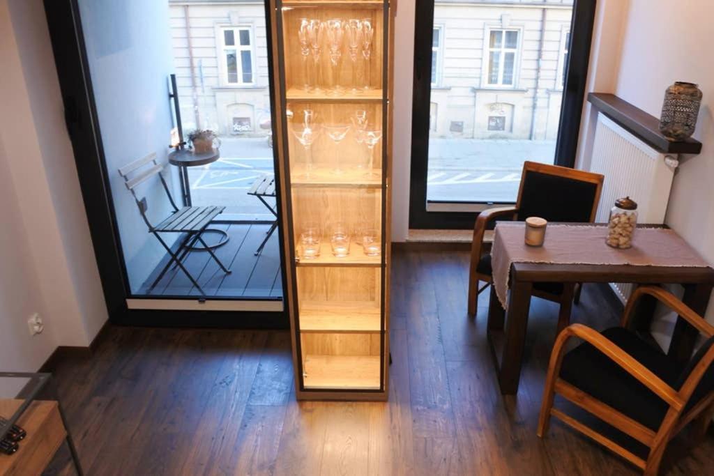 Boutique 109 - Old City, Luxury Apt. With A Garage Krakow Exterior photo